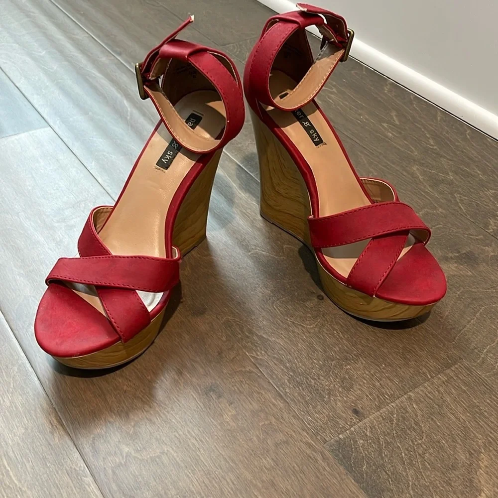 Parker& Sky Women Platform Shoes, Size 6